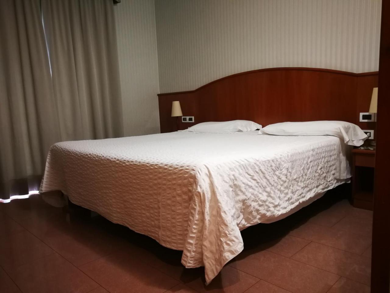 Hotel Willy Джемона-дель-Фріулі Екстер'єр фото